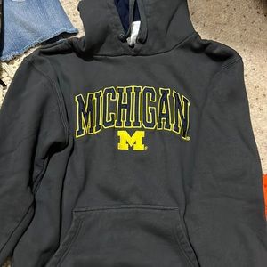 Uofm hoodie